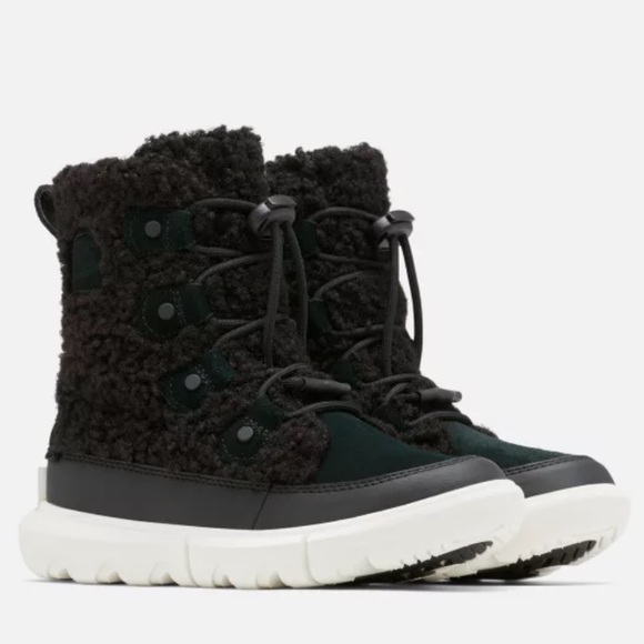 Sorel Explorer Faux Shearling
Waterproof Boot size 7 like new - Picture 3 of 16